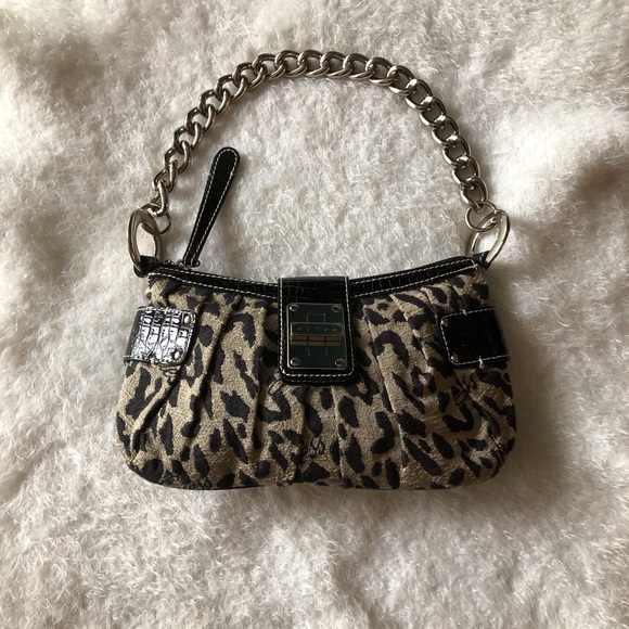 Guess Handbags - Guess purse